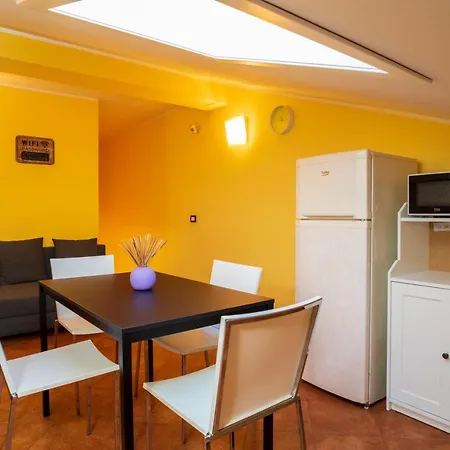 Appartamento Paradiso Con Piscina In Esclusiva Acireale